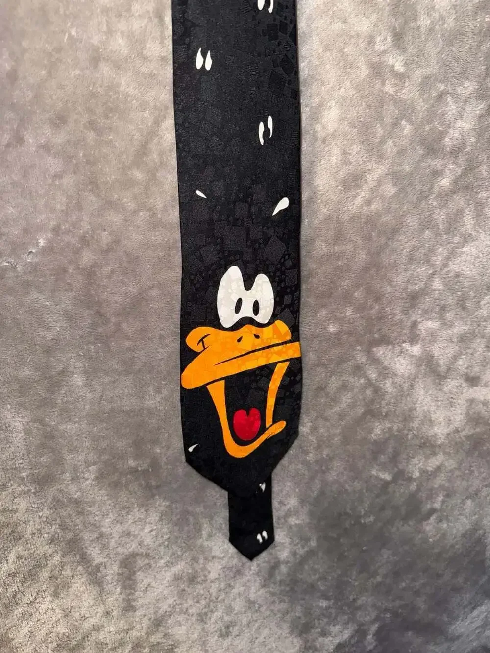 Vintage 1995 Looney Tunes Mania Daffy Duck Silk Necktie